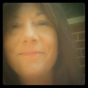 Meet your Posher, Kecia